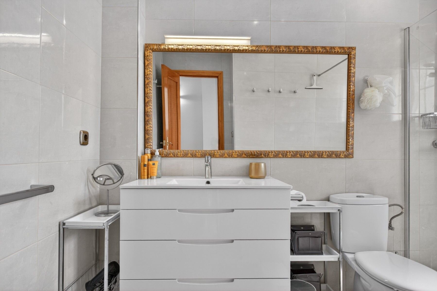 2-Bedroom Villa in Lomas de Cabo Roig, Orihuela Costa - Image 18