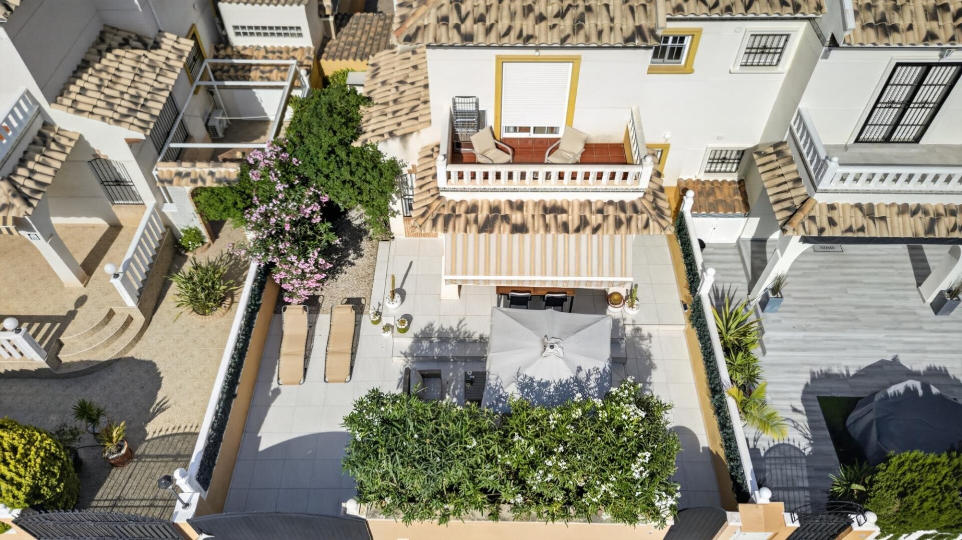 2-Bedroom Villa in Lomas de Cabo Roig, Orihuela Costa - Image 30