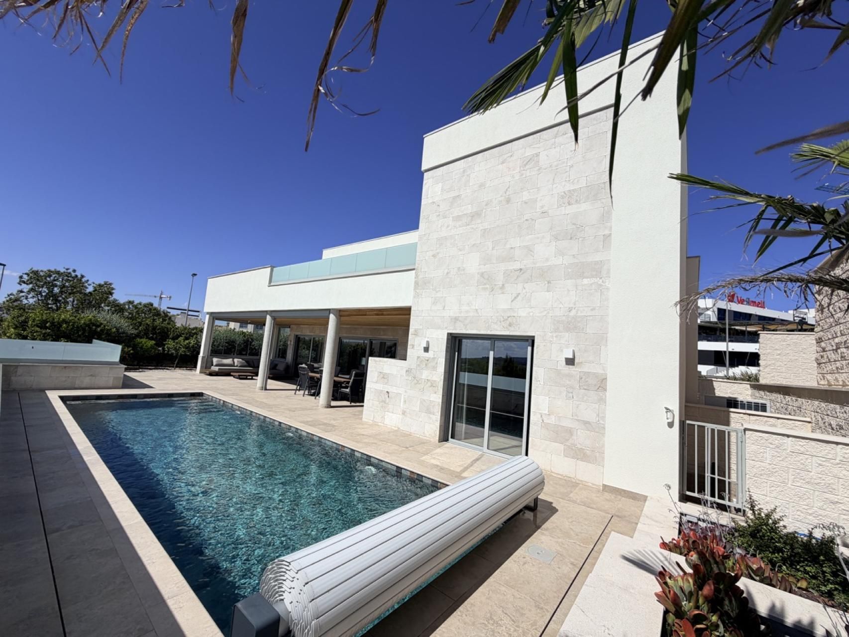 5-Bedroom Villa in Pueblo 4, Benijofar - Image 3
