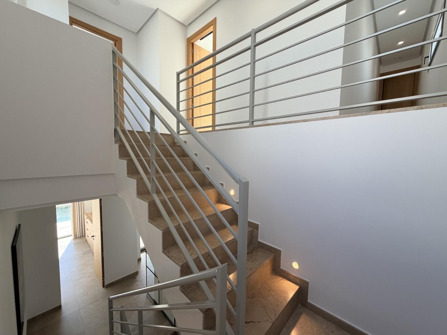 5-Bedroom Villa in Pueblo 4, Benijofar - Image 40