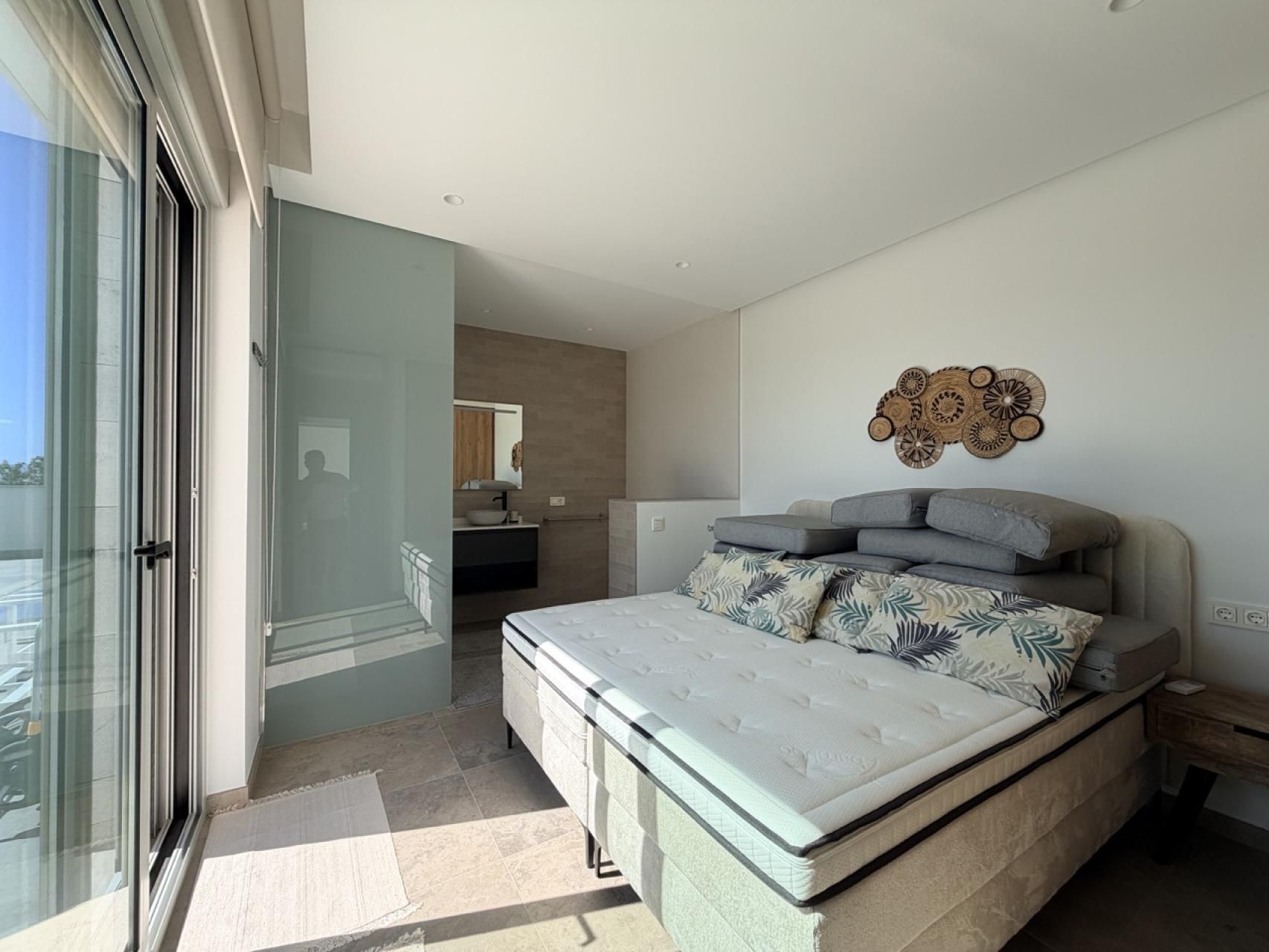 5-Bedroom Villa in Pueblo 4, Benijofar - Image 45