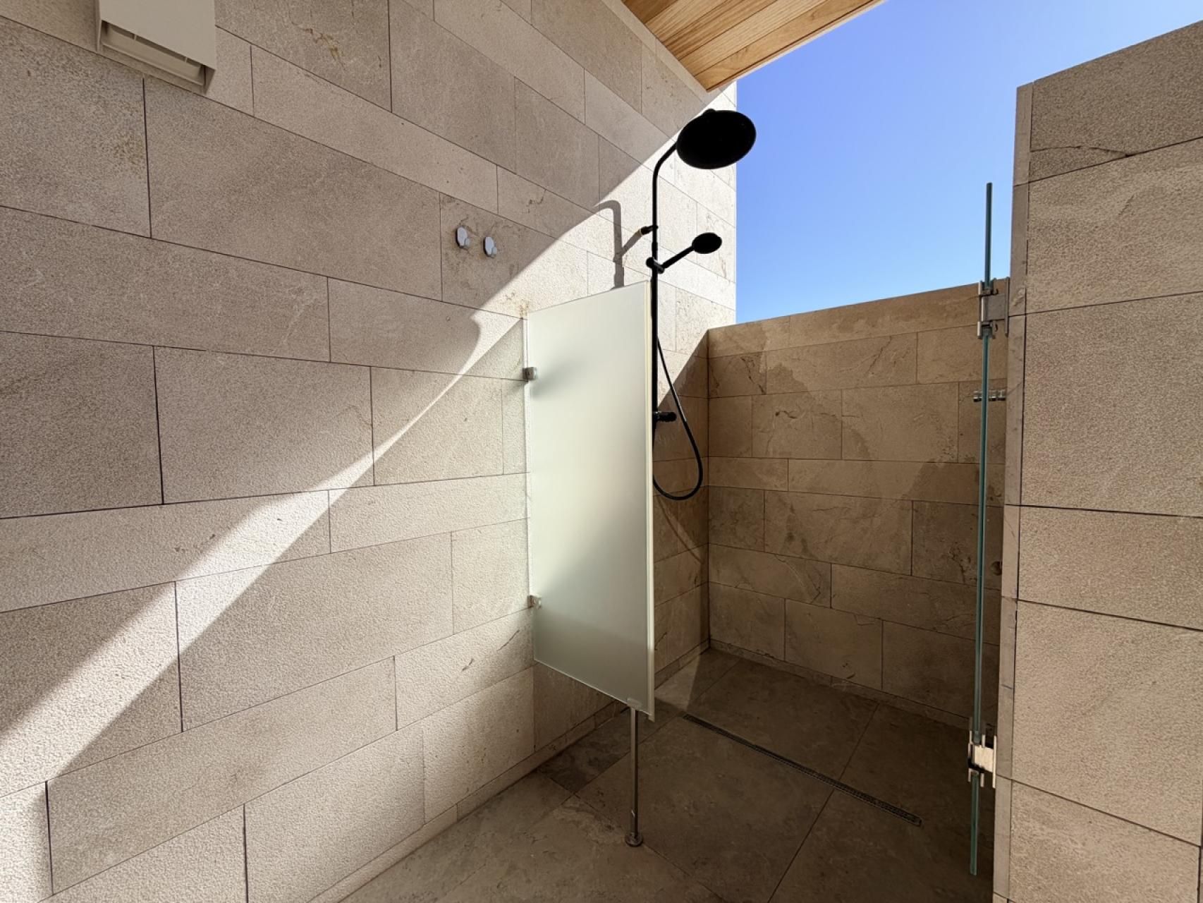 5-Bedroom Villa in Pueblo 4, Benijofar - Image 6