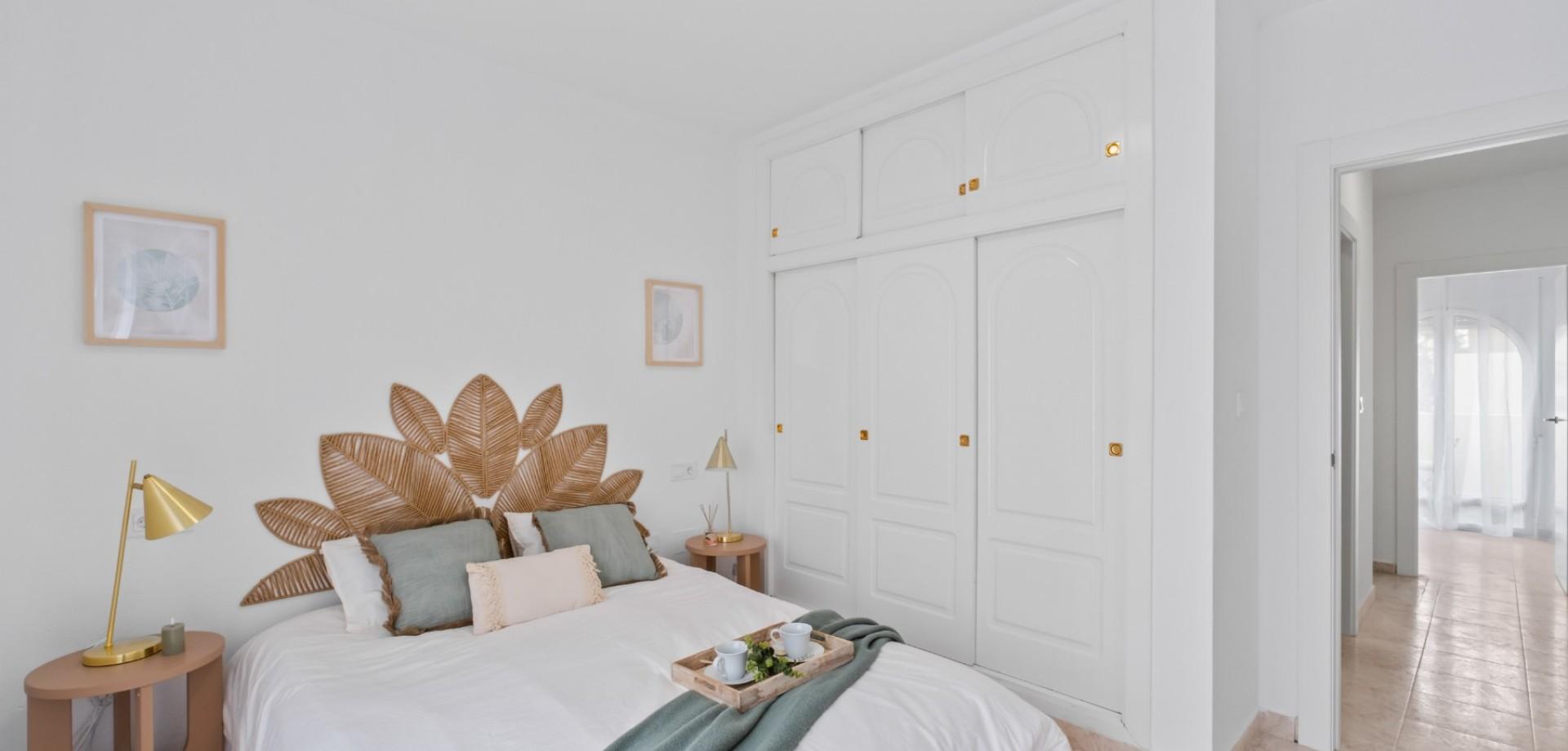 2-Bedroom House in La Florida, Orihuela Costa - Image 30