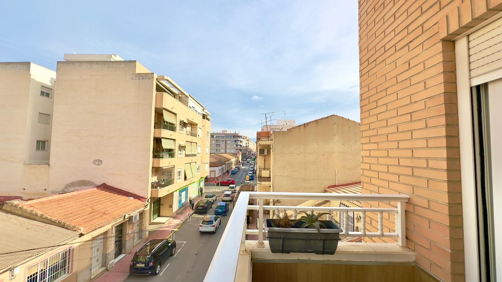 Apartamento de 4 Dormitorios en Torrevieja, Torrevieja - Image 42