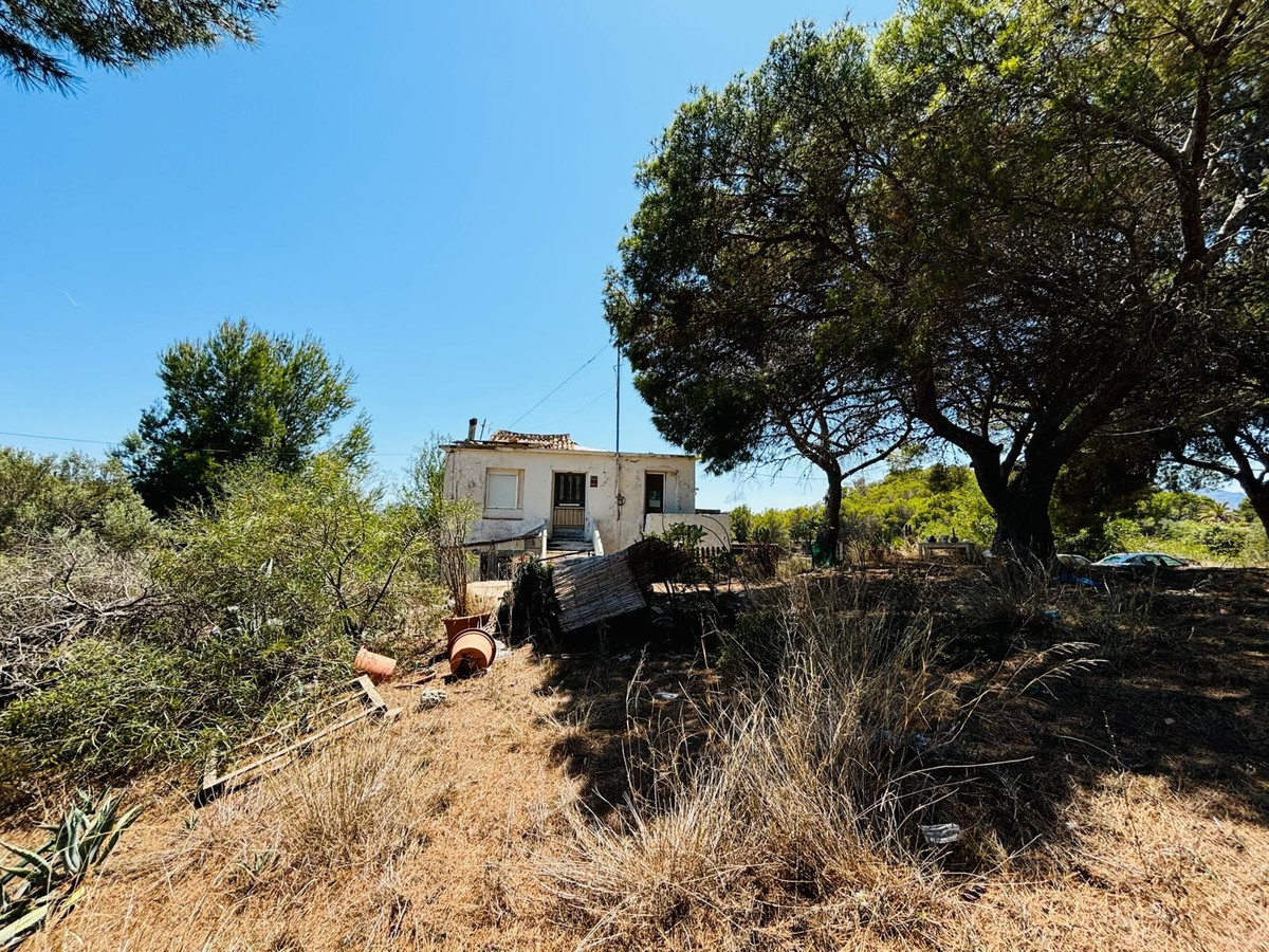 4-Bedroom Detached House in  Altea | Sunny Casas - Costa ... - Image 5