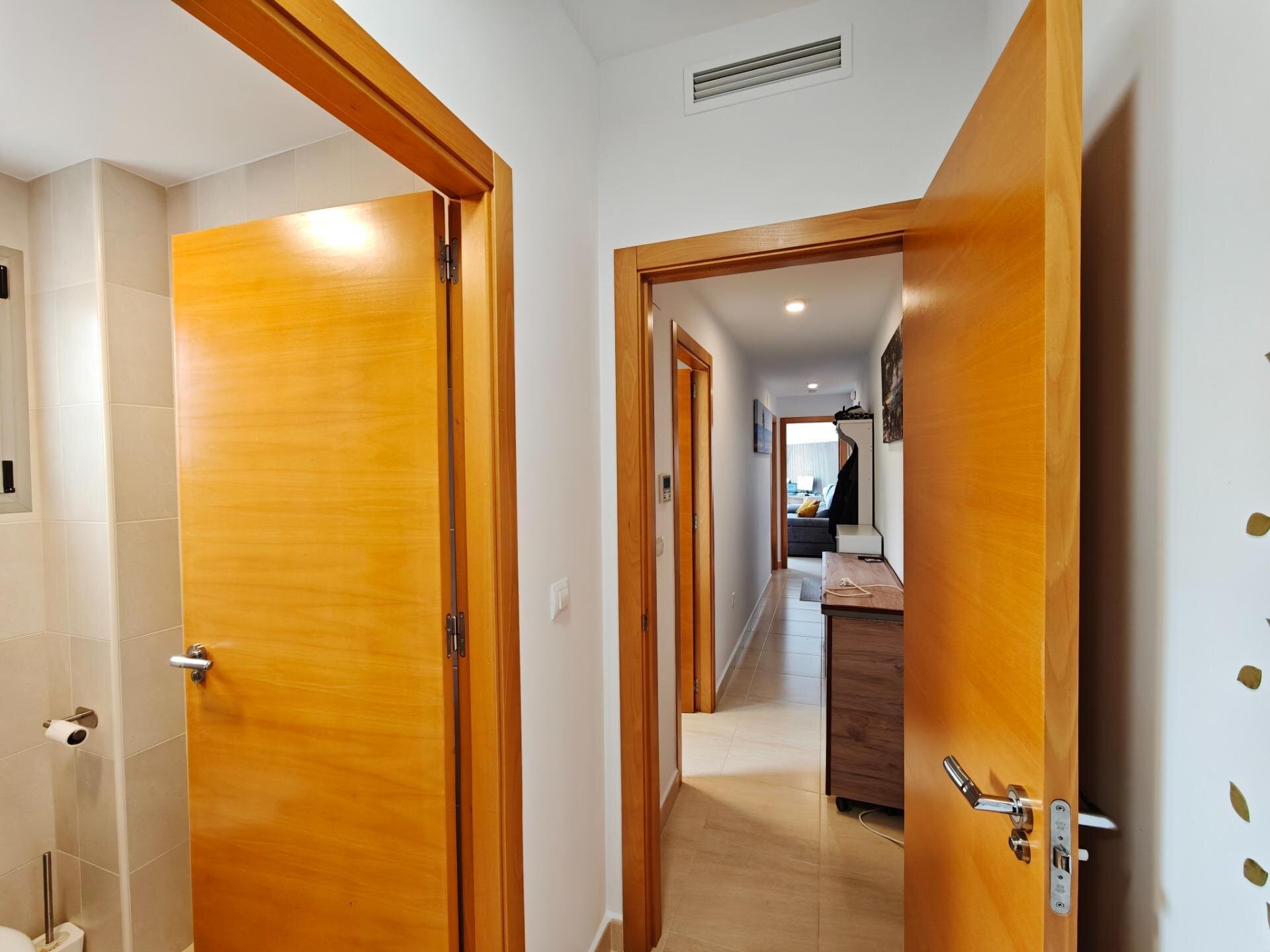 2-Bedroom Apartment in Pueblo 9, San Miguel de Salinas - Image 22