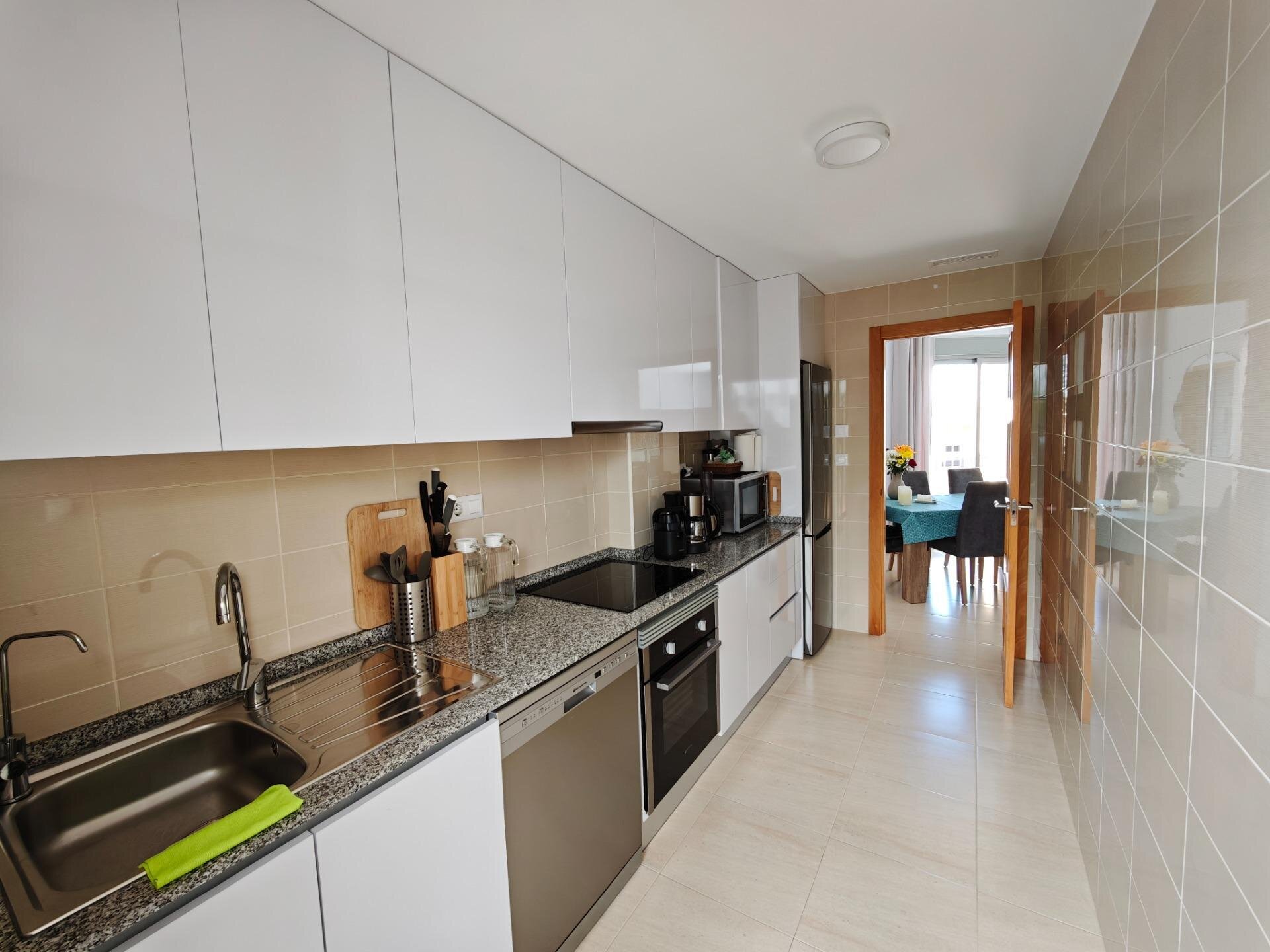 2-Bedroom Apartment in Pueblo 9, San Miguel de Salinas - Image 8