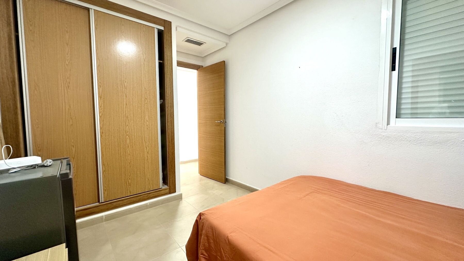 3-Bedroom Apartment in Acequion, Torrevieja - Image 10
