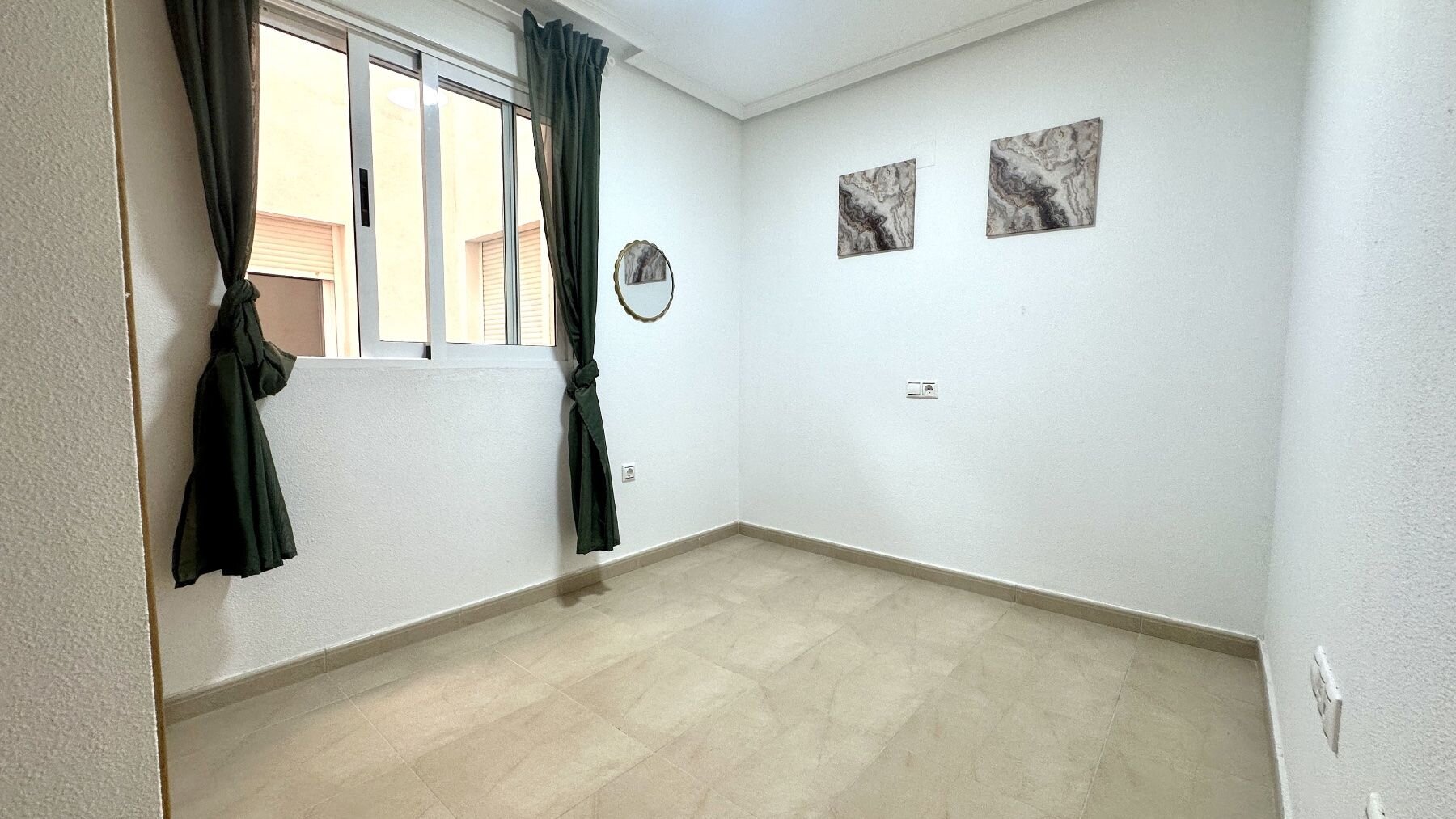 3-Bedroom Apartment in Acequion, Torrevieja - Image 3