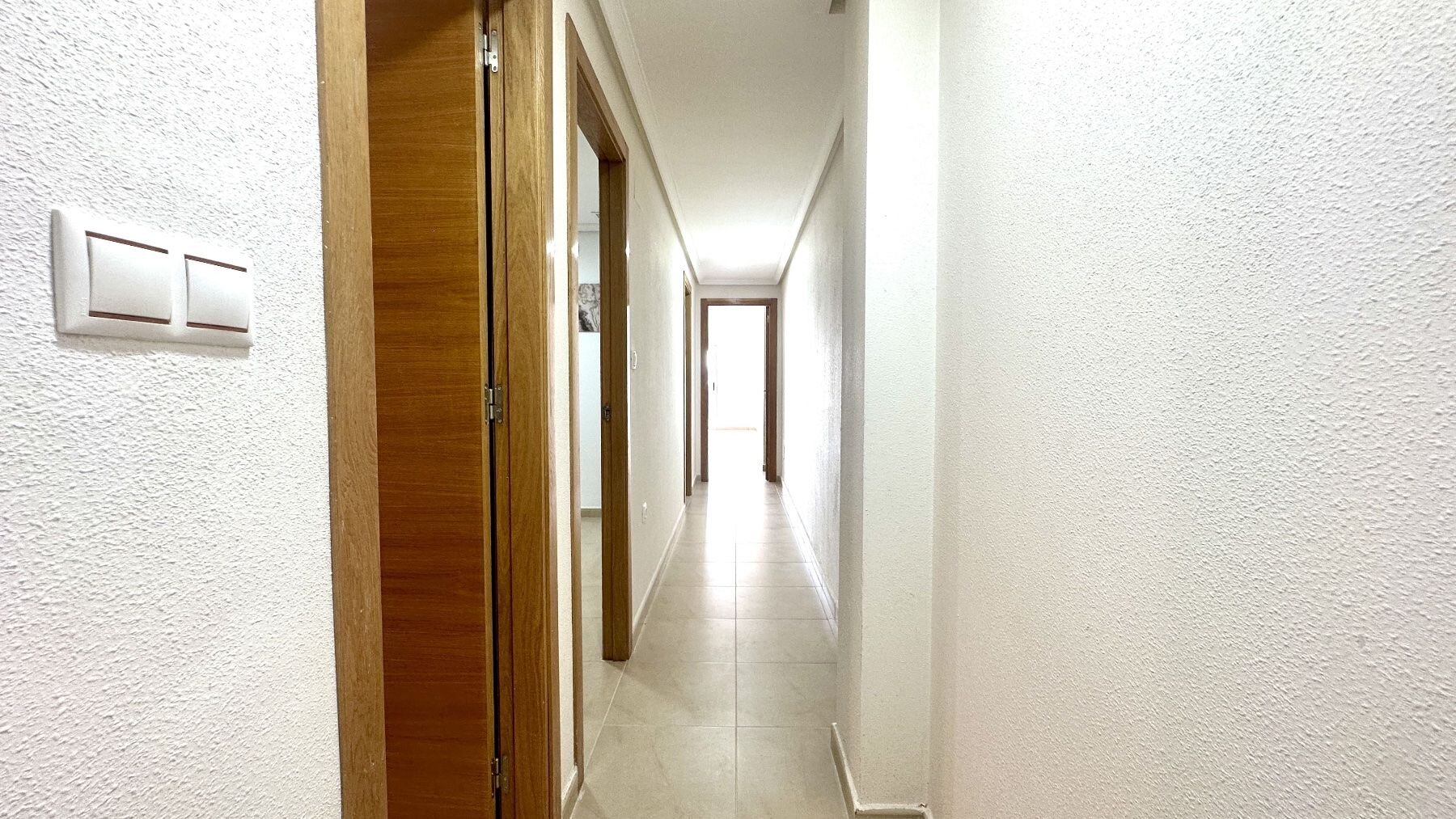 3-Bedroom Apartment in Acequion, Torrevieja - Image 8