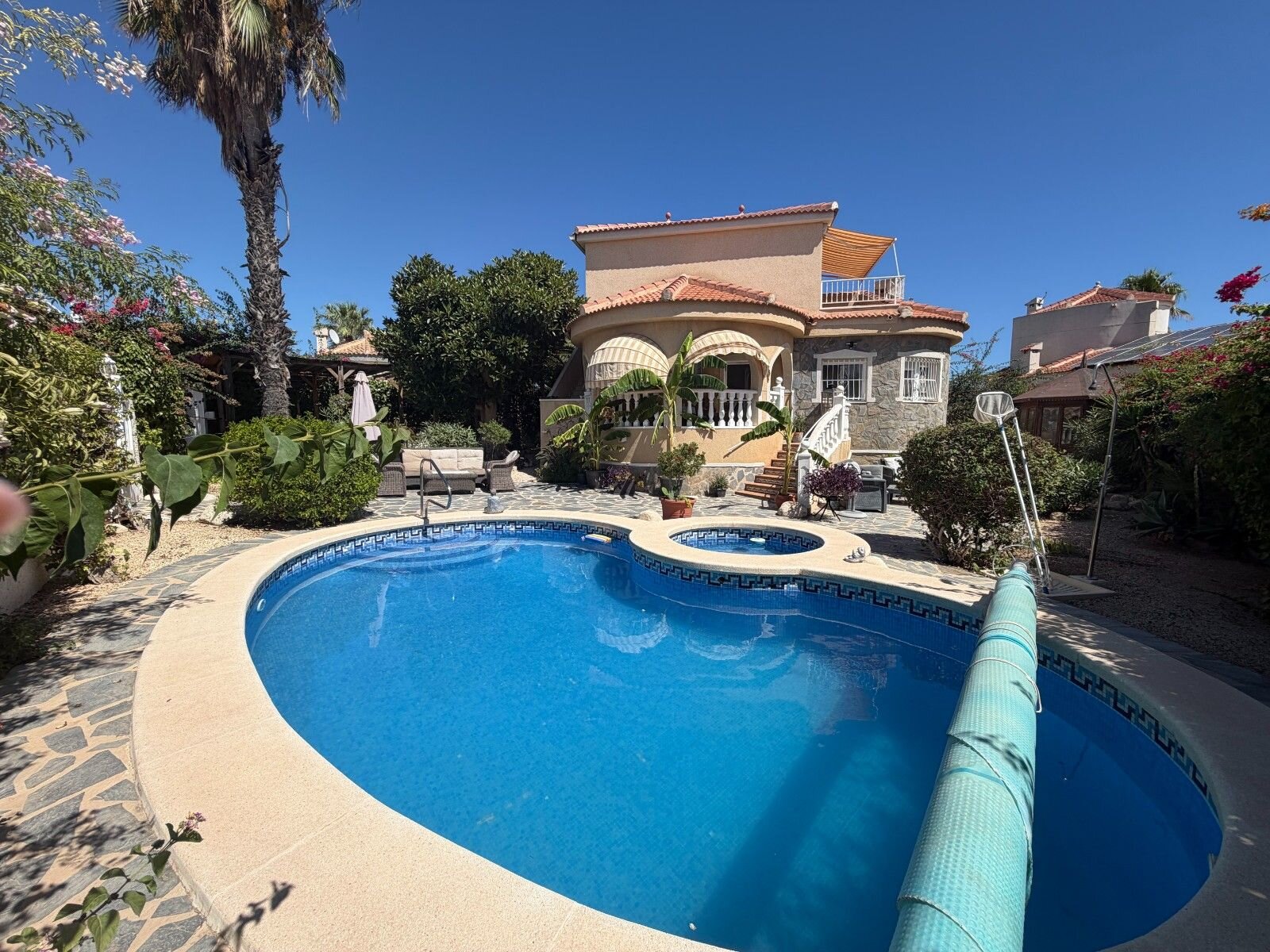3-Bedroom Villa in Pueblo 5, Formentera del Segura - Image 1