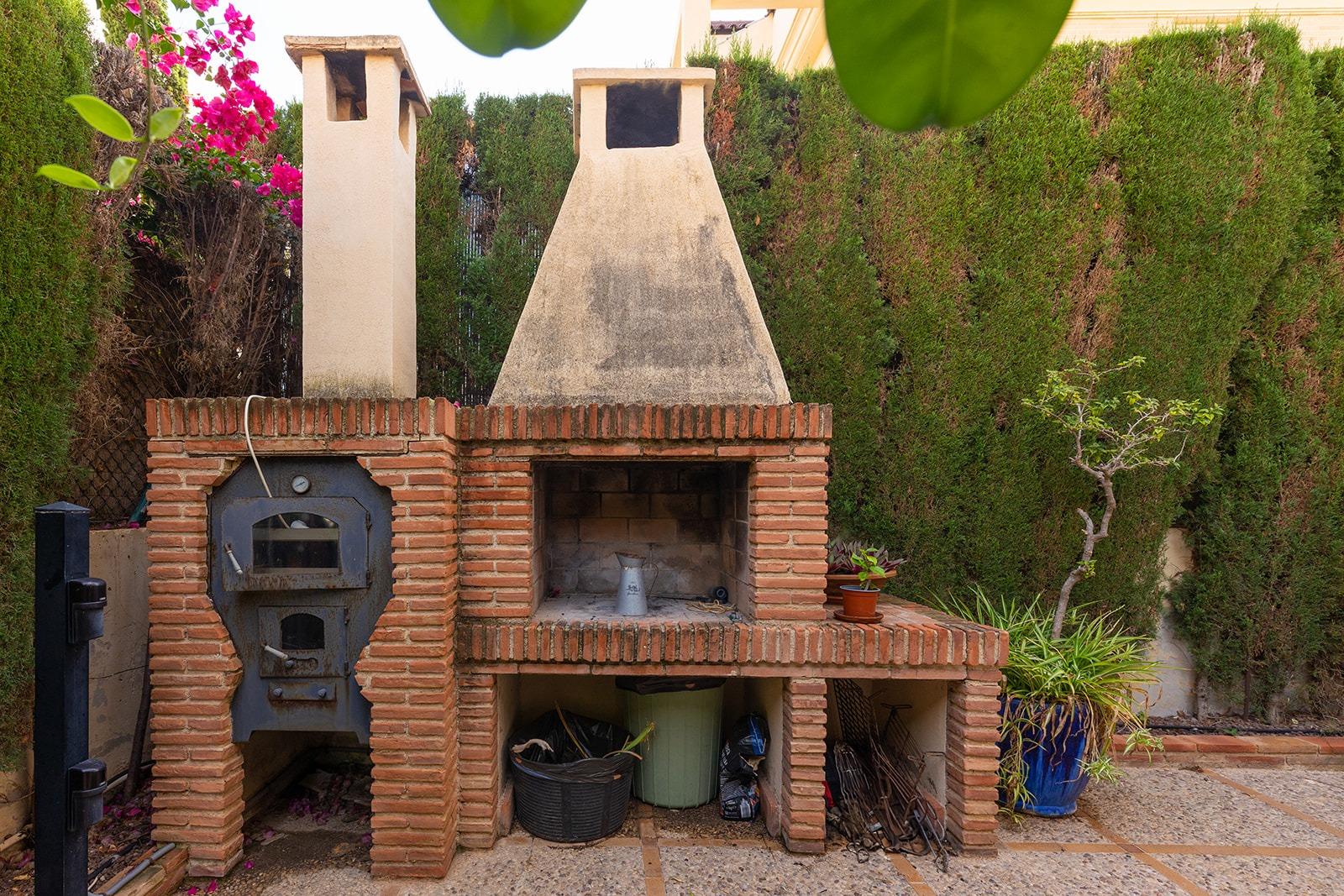 7-Bedroom Villa in La Veleta, Torrevieja - Image 10