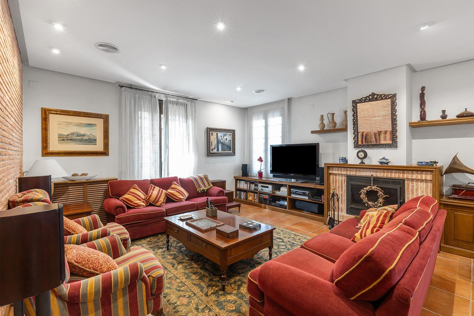 7-Bedroom Villa in La Veleta, Torrevieja - Image 22