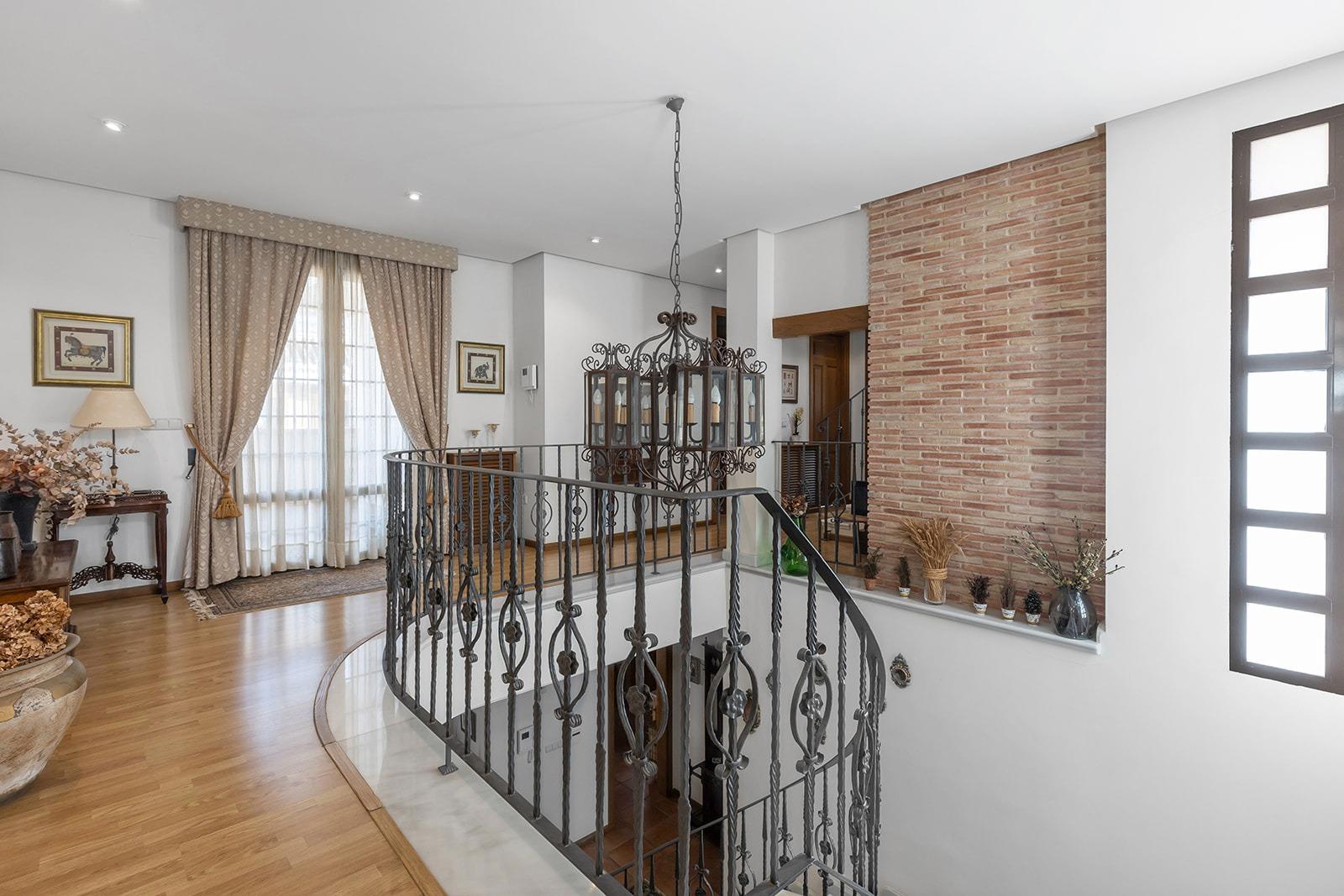7-Bedroom Villa in La Veleta, Torrevieja - Image 40