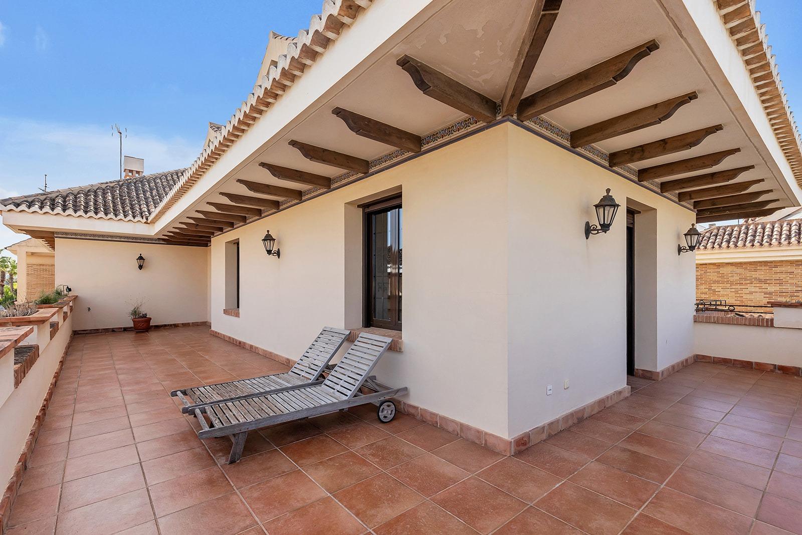 7-Bedroom Villa in La Veleta, Torrevieja - Image 50