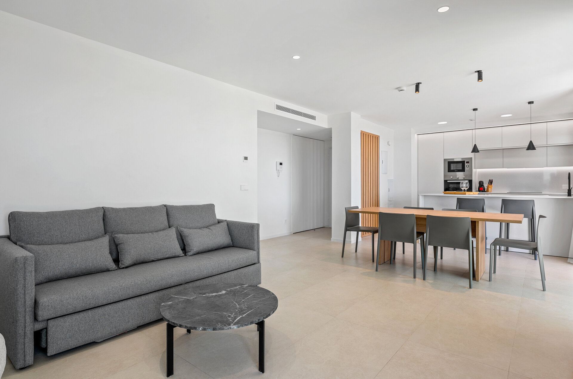 3-Bedroom Apartment in Los Alcázares - Image 11