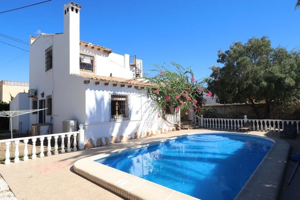Villa de 4 Chambres à Costa Blanca, Cabo Roig - Image 1