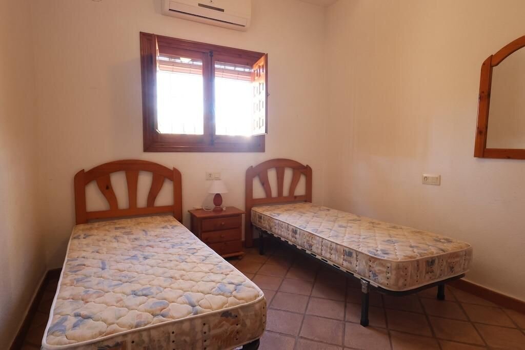 Villa de 4 Chambres à Costa Blanca, Cabo Roig - Image 13