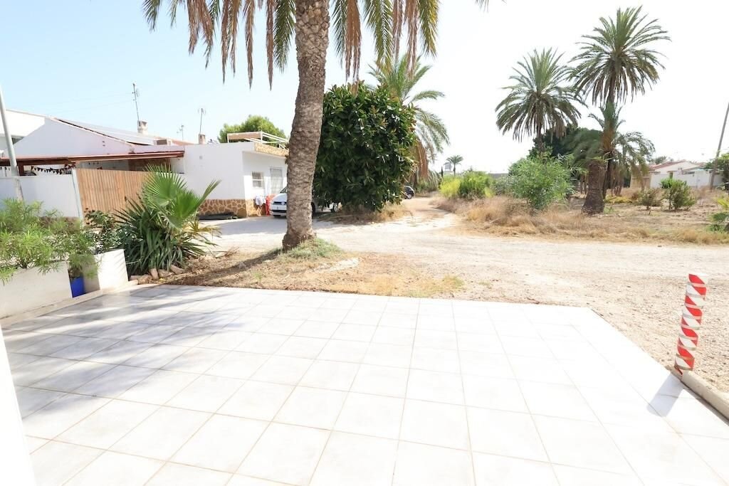 3-Bedroom Bungalow in El Limonar, Torrevieja - Image 14