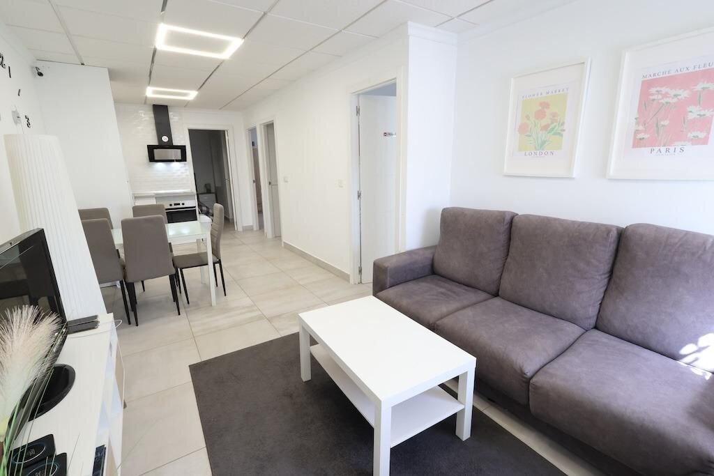 3-Bedroom Bungalow in El Limonar, Torrevieja - Image 5