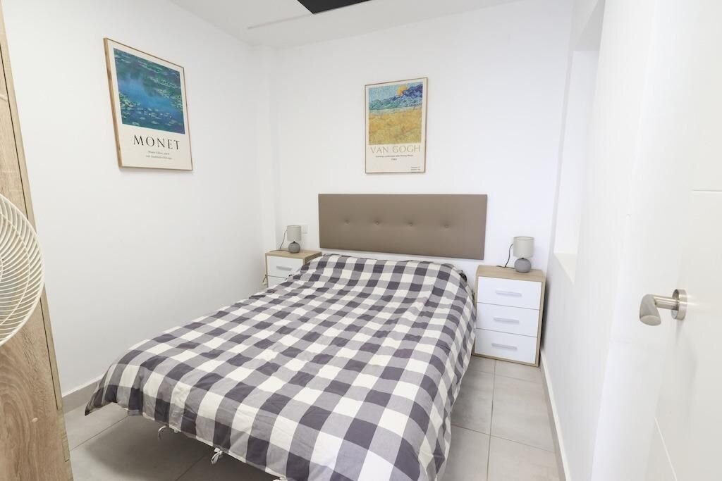 3-Bedroom Bungalow in El Limonar, Torrevieja - Image 9