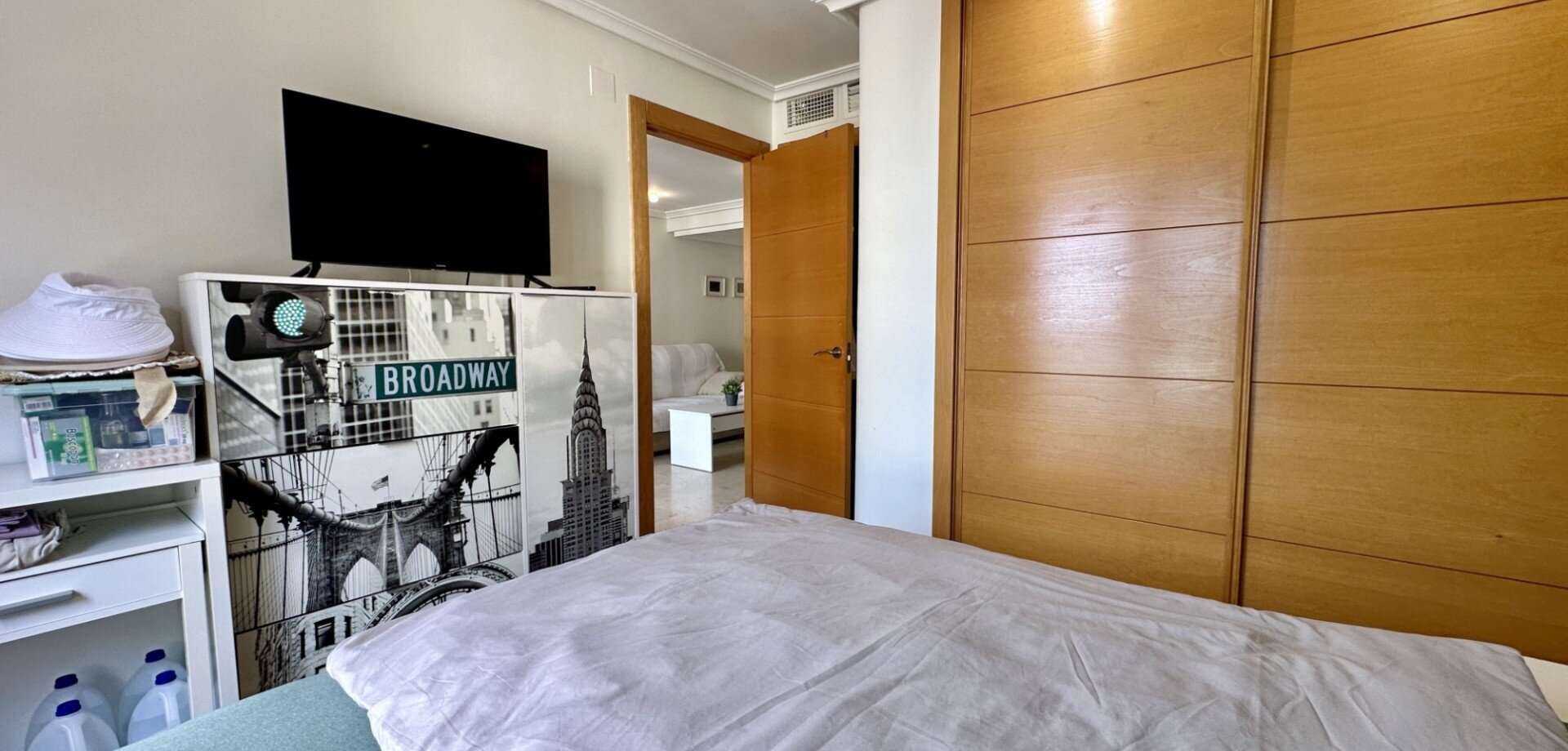 2-Bedroom Apartment in Guardamar del Segura - Image 15