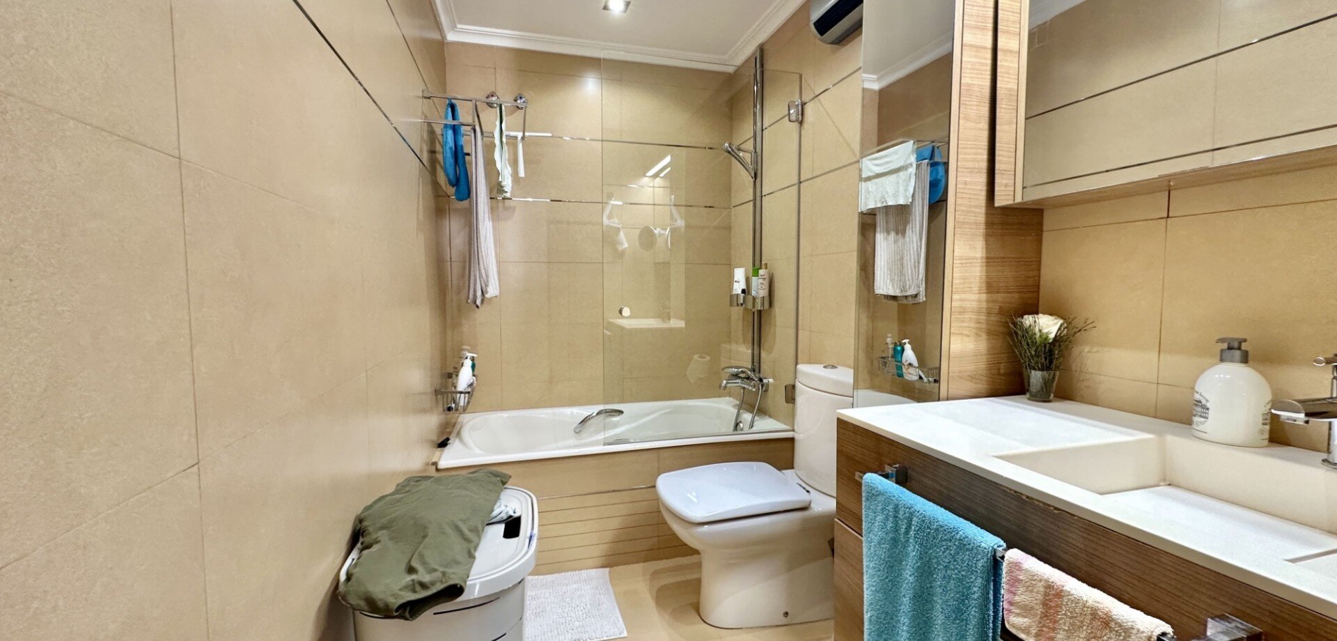 2-Bedroom Apartment in Guardamar del Segura - Image 17