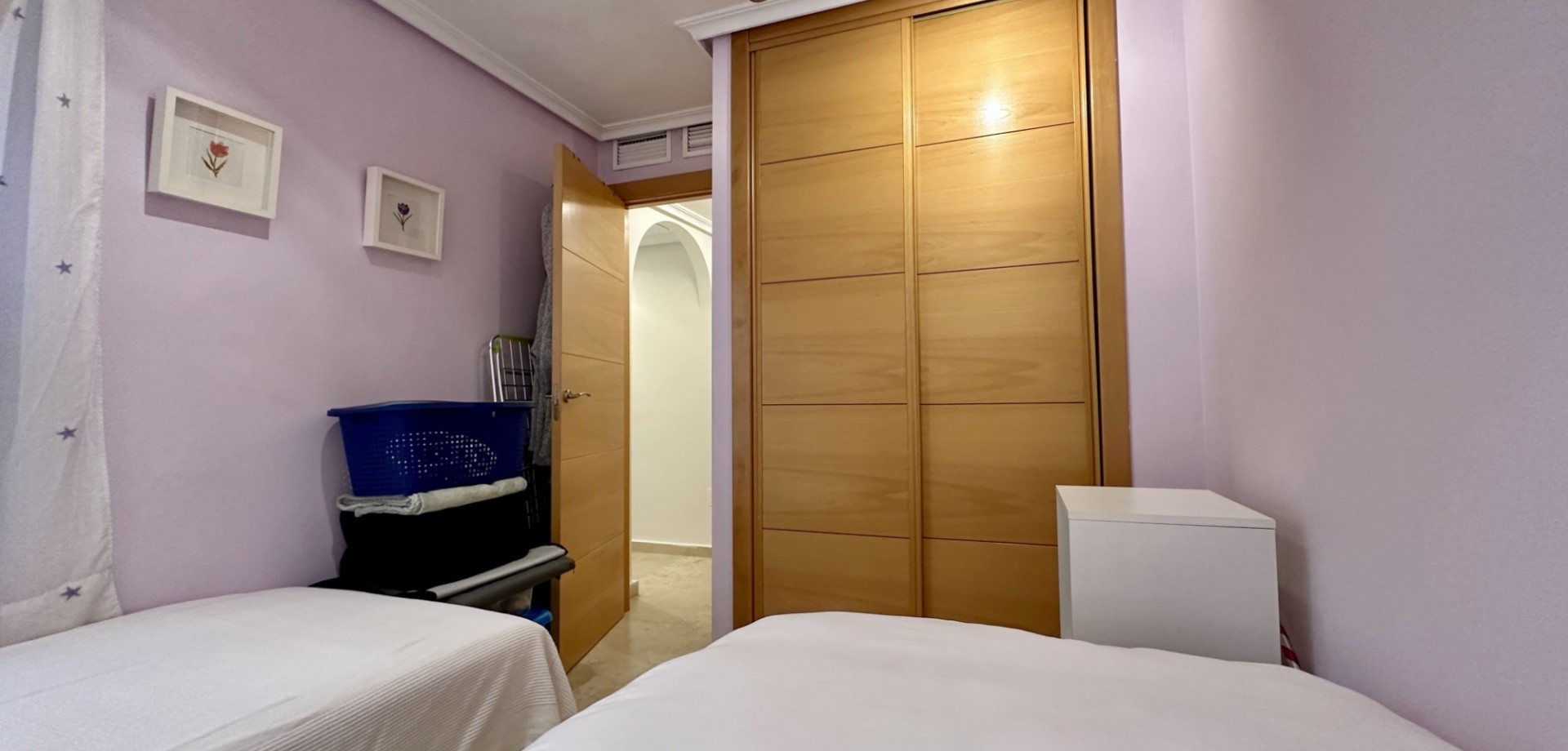 2-Bedroom Apartment in Guardamar del Segura - Image 25