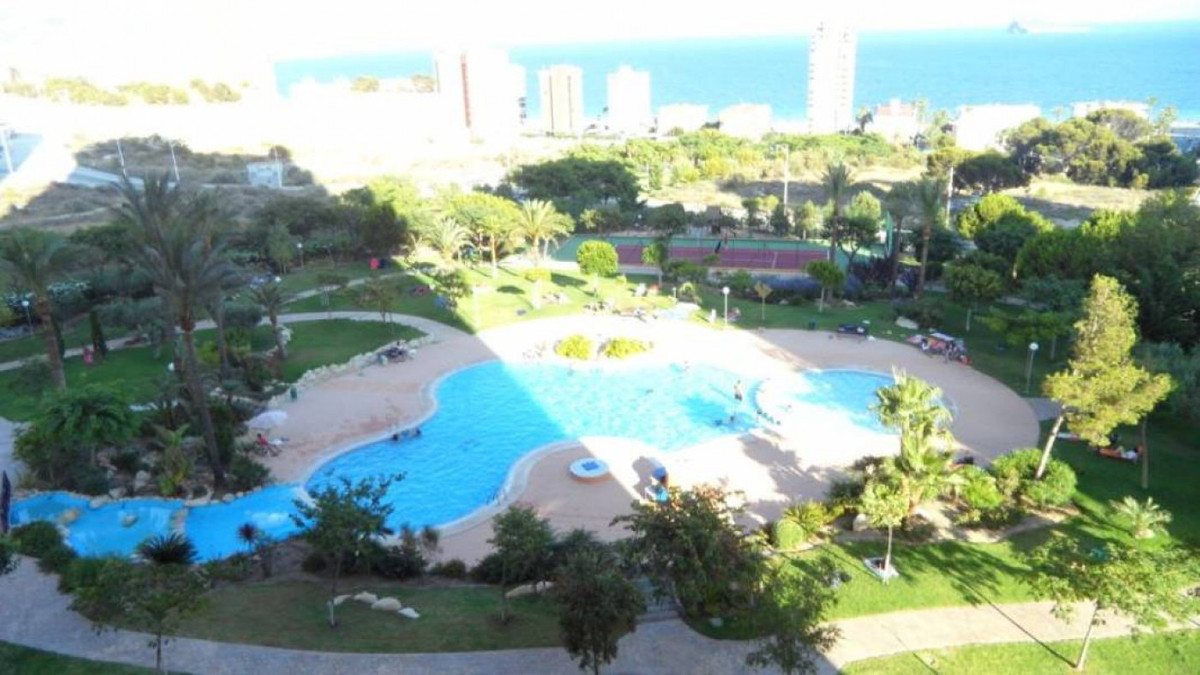 1-Bedroom Middle Floor Apartment in  Benidorm | Sunny Cas... - Image 2