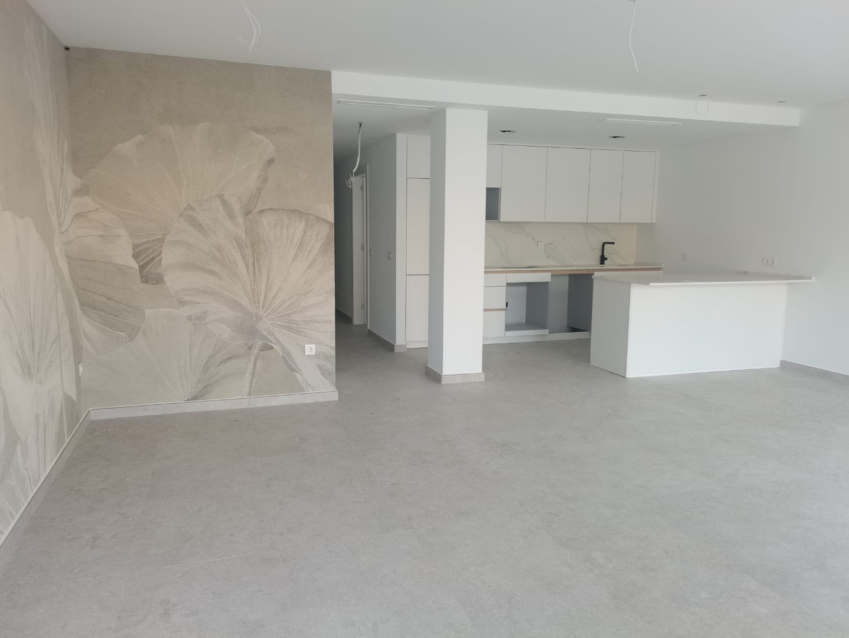 3-Bedroom Ground Floor Apartment in  Torrevieja | Sunny C... - Image 11