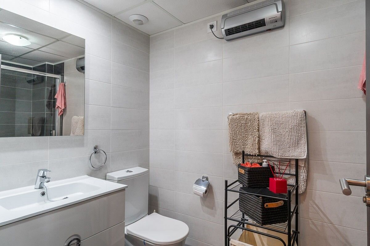 2-Bedroom Apartment in Villamartín-las Filipinas, Orihuela Costa - Image 22
