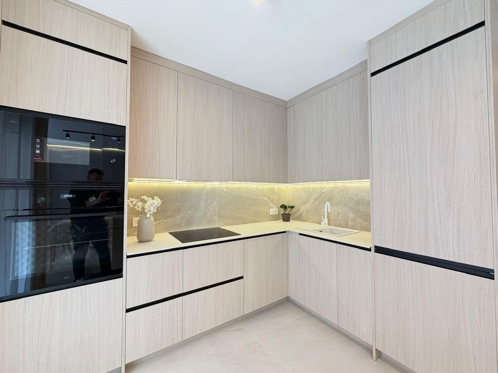 4-Bedroom Apartment in Playa del Cura, Torrevieja - Image 16