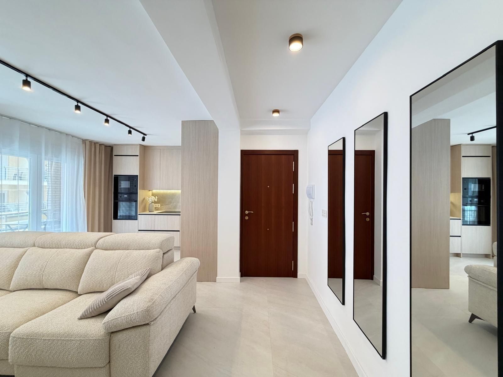 4-Bedroom Apartment in Playa del Cura, Torrevieja - Image 3