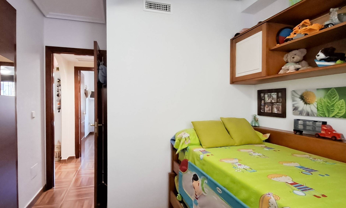 2-Bedroom Ground Floor Apartment in Torrevieja | Sunny C... - Image 15