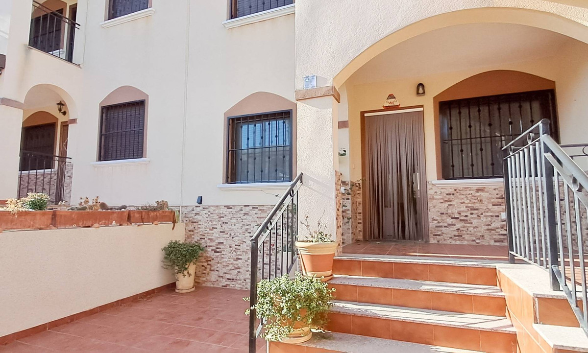 2-Bedroom Ground Floor Apartment in Torrevieja | Sunny C... - Image 19