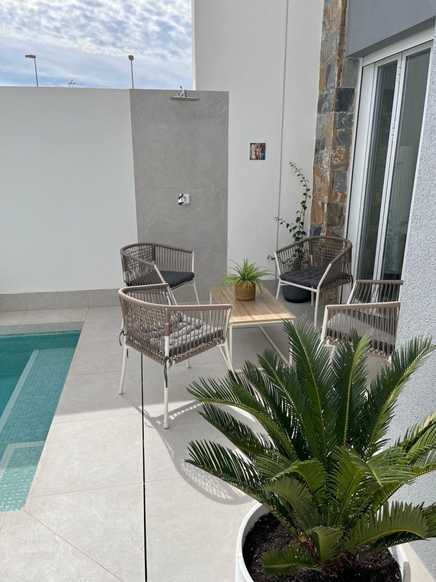 2-Bedroom Villa in Balsicas, Torre - Pacheco - Image 4