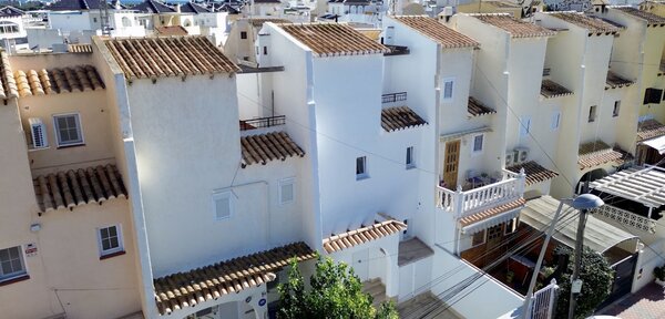 Casa de 3 Dormitorios en La Siesta, Torrevieja