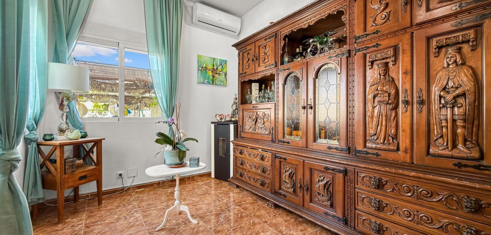 7-Bedroom Villa in Rojales - Image 11
