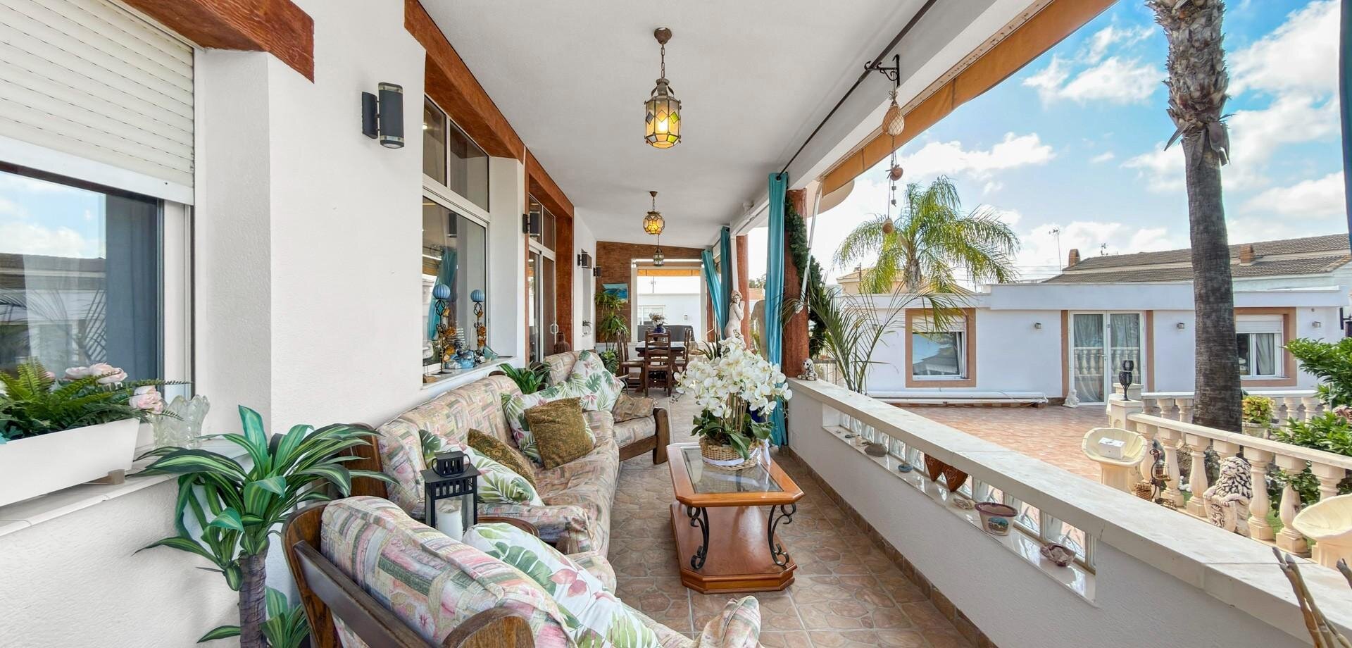 7-Bedroom Villa in Rojales - Image 16
