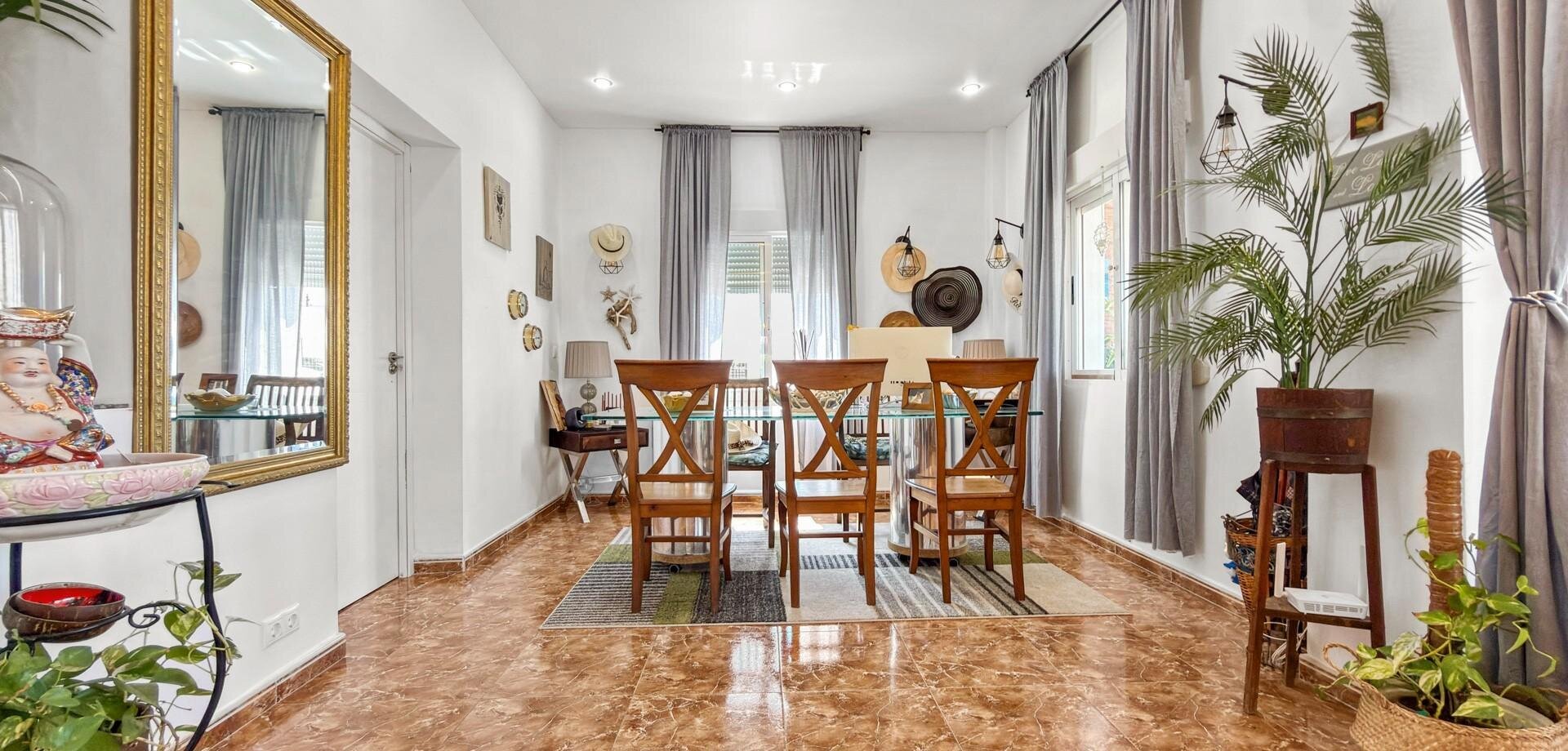 7-Bedroom Villa in Rojales - Image 20