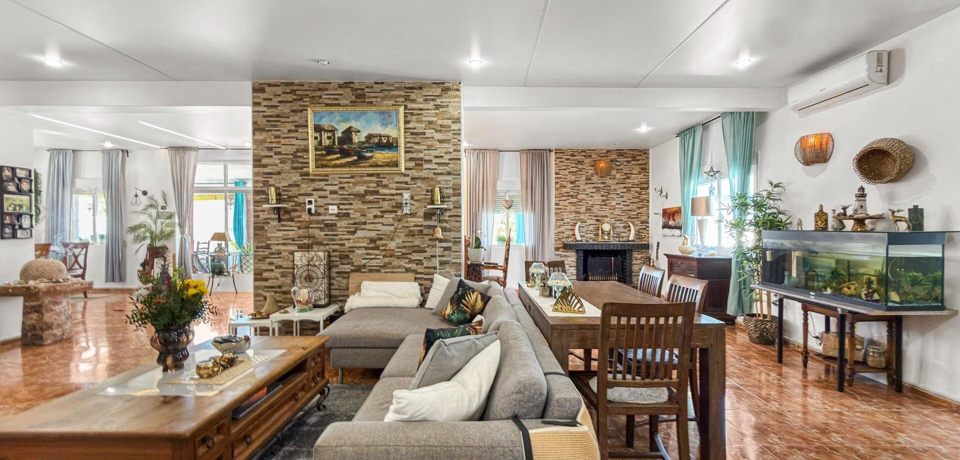 7-Bedroom Villa in Rojales - Image 29