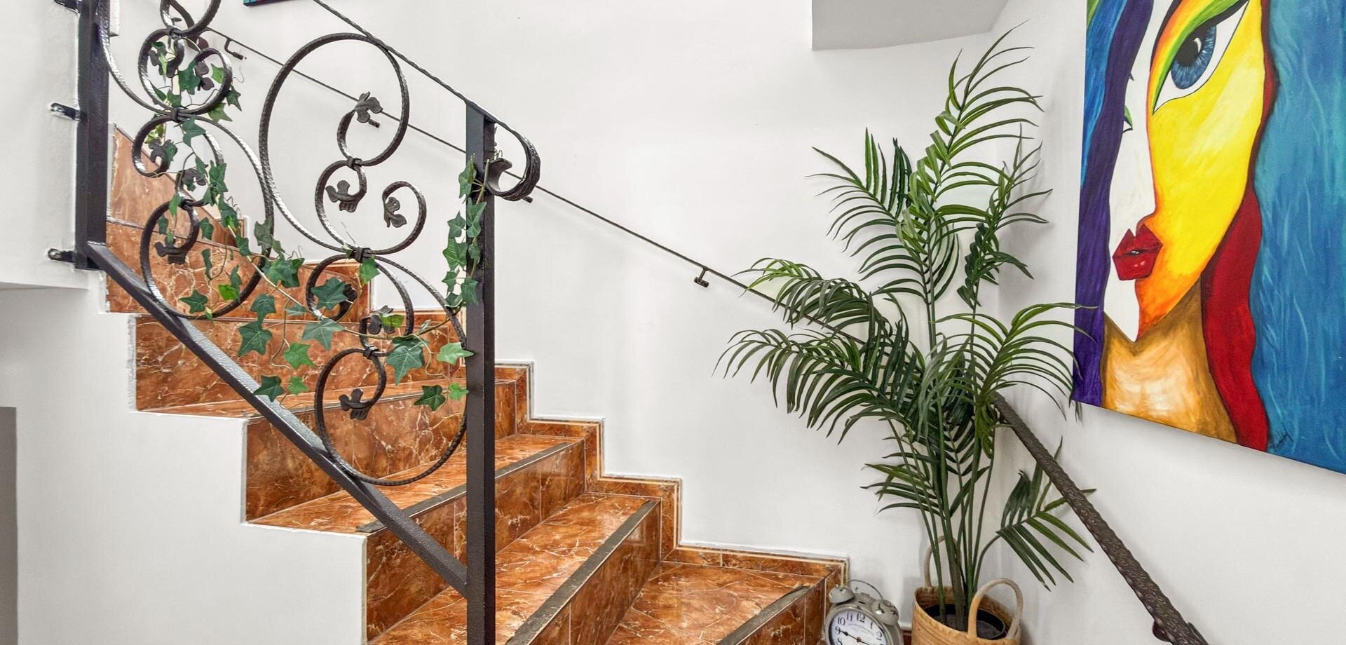 7-Bedroom Villa in Rojales - Image 32