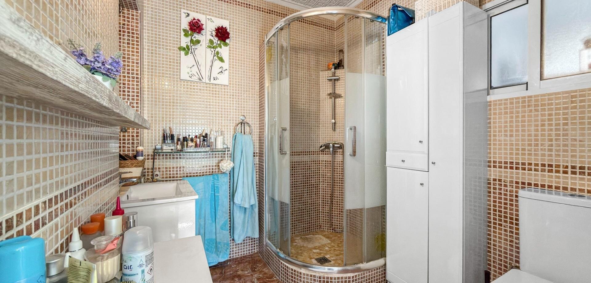 7-Bedroom Villa in Rojales - Image 38