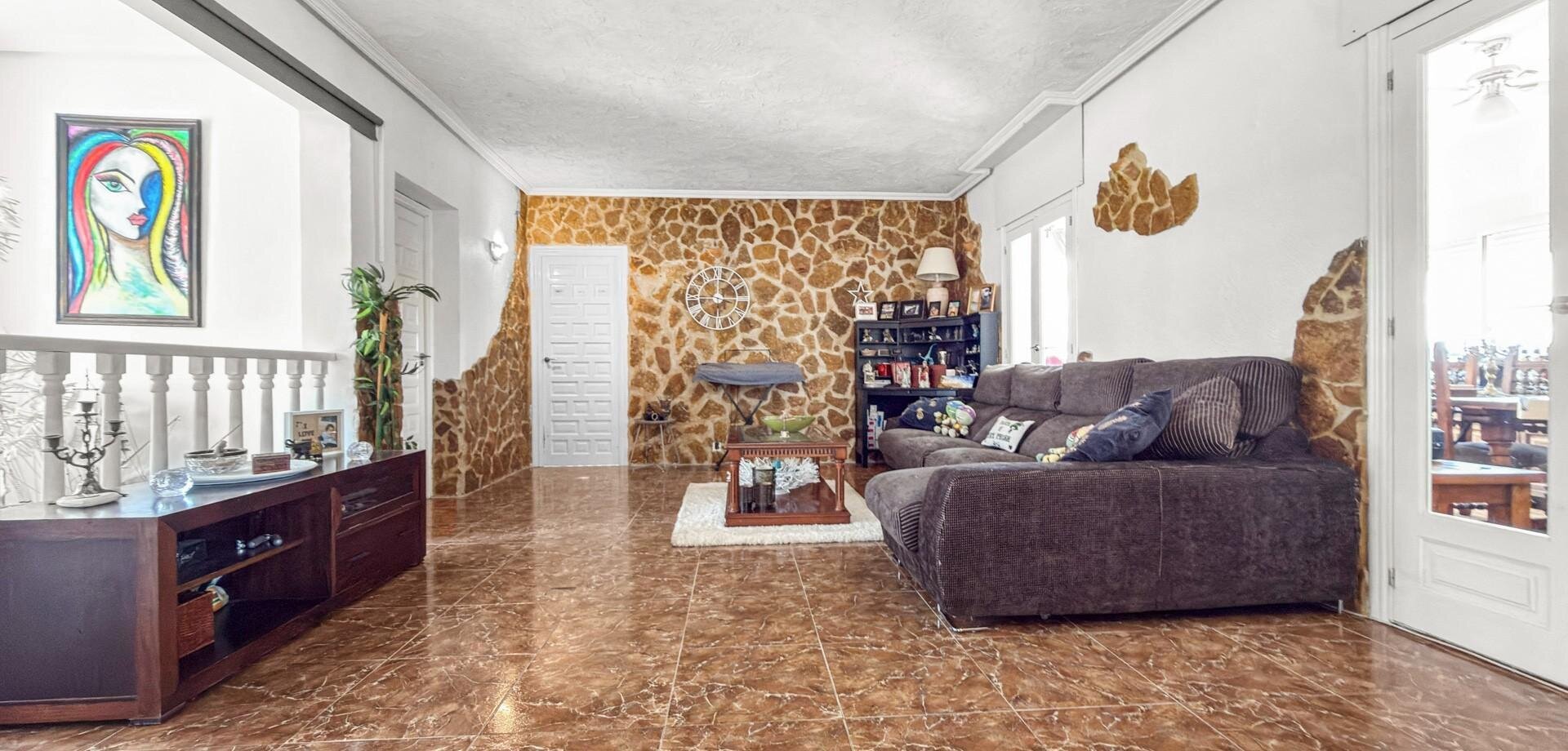 7-Bedroom Villa in Rojales - Image 39