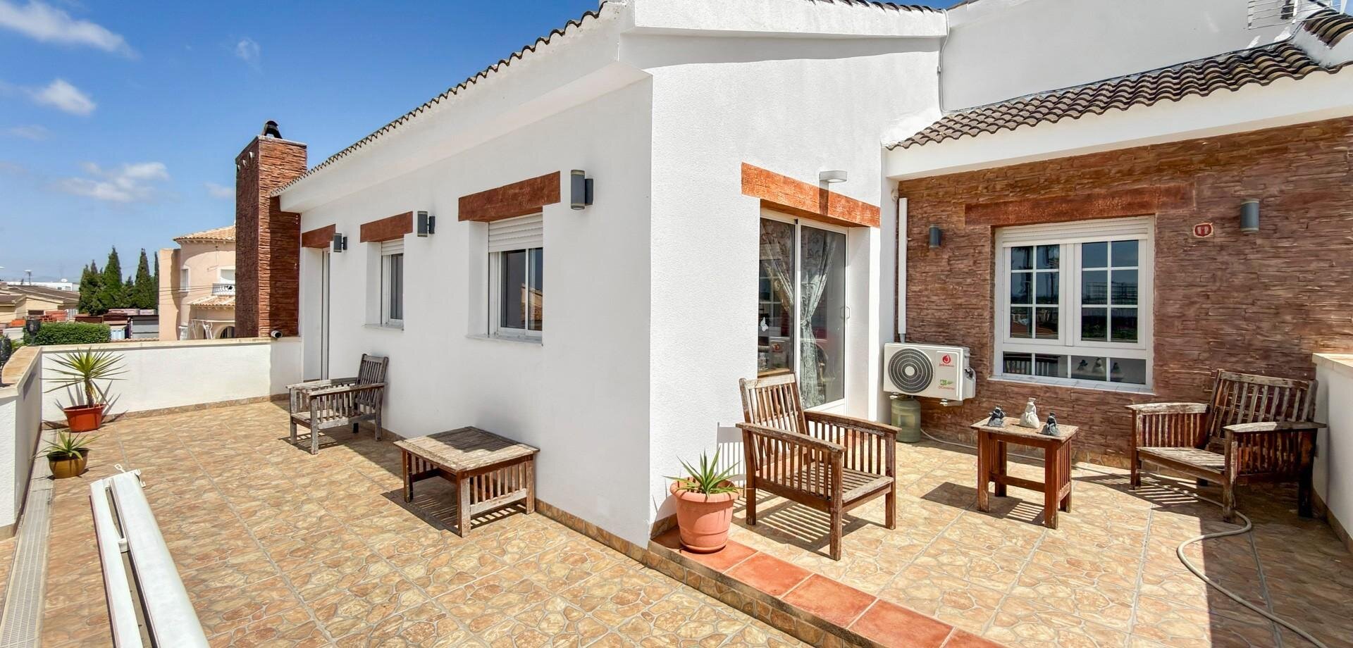 7-Bedroom Villa in Rojales - Image 7