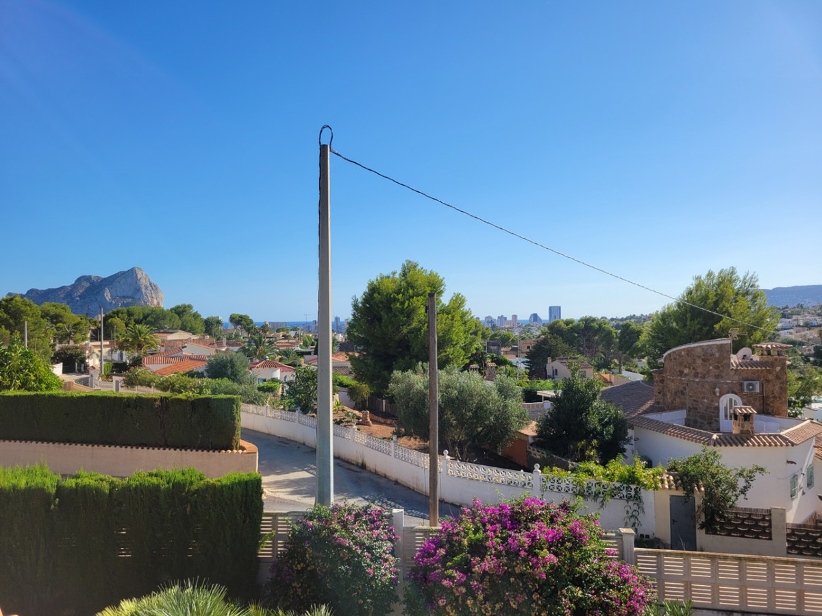 3-Bedroom Detached House in  Calpe | Sunny Casas - Costa ... - Image 14