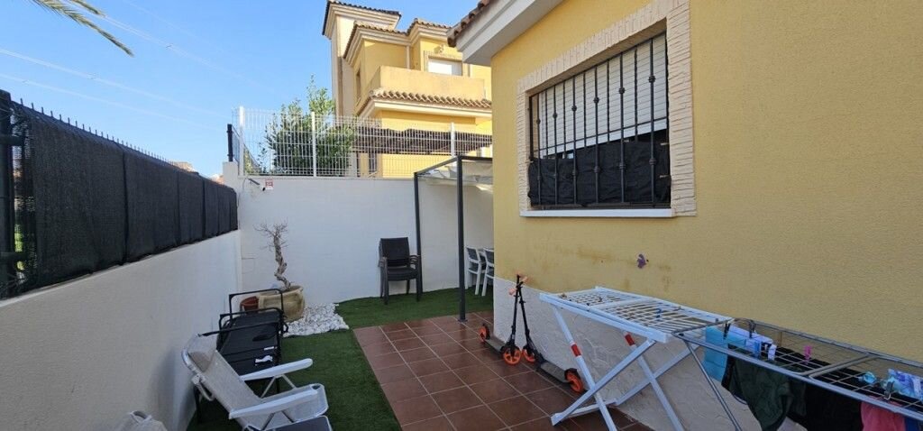 3-Bedroom Villa in Costa Blanca Sur, Algorfa - Image 18