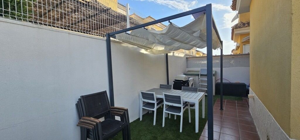 3-Bedroom Villa in Costa Blanca Sur, Algorfa - Image 19