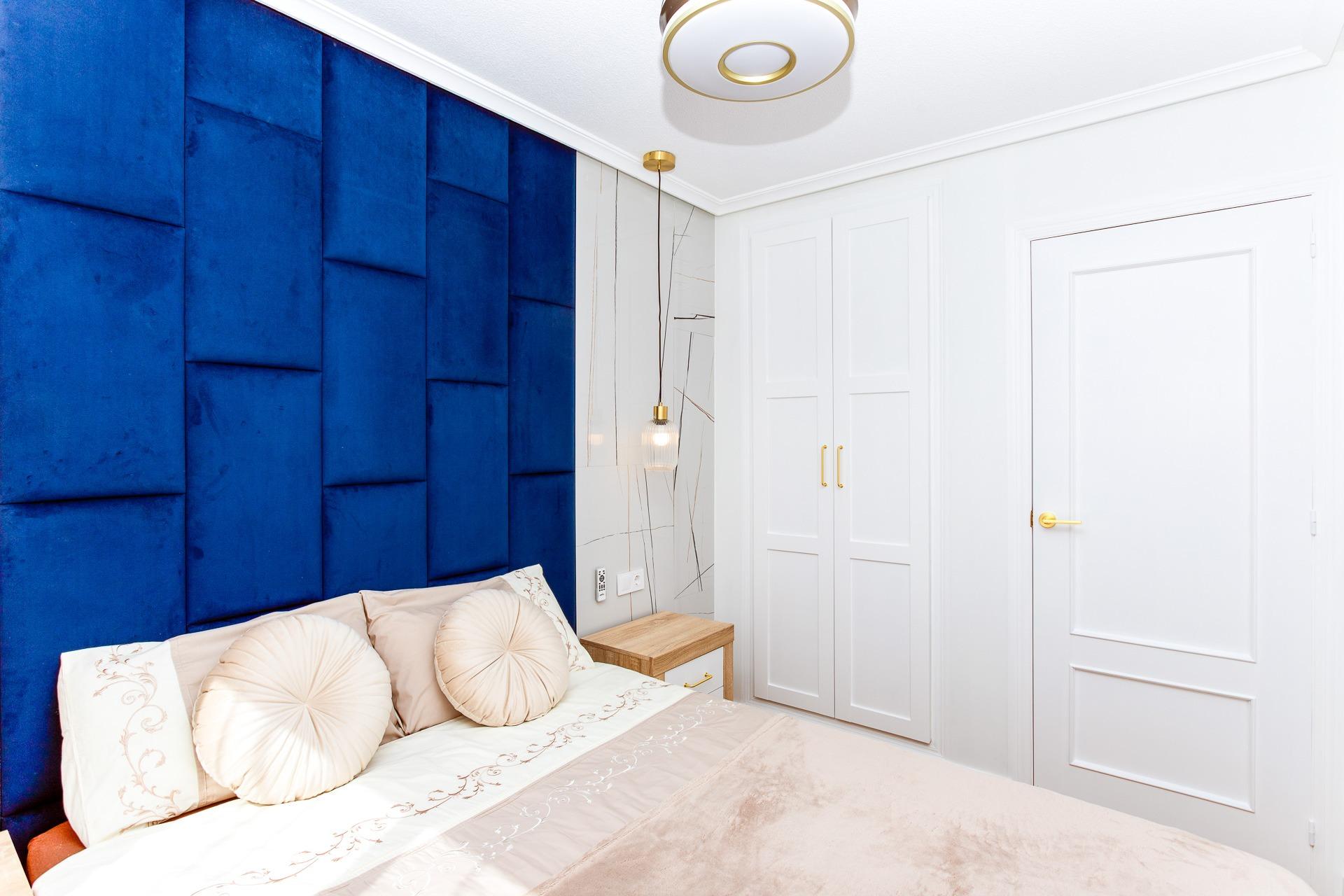 2-Bedroom Apartment in Centro, Torrevieja - Image 14