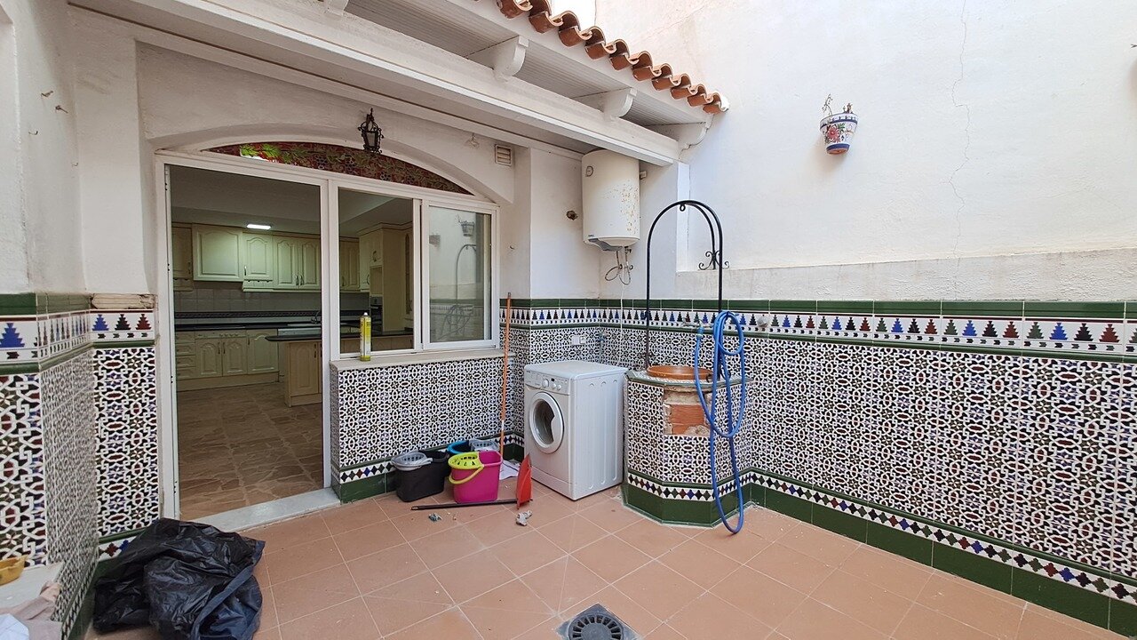 5-Bedroom Apartment in Centro, Torrevieja - Image 20